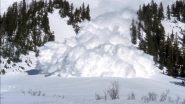 Avalanche Video: गुलमर्ग के स्की रिसॉर्ट में आया भयानक एवलांच, हिमस्खलन के चलते बर्फ में दबे लोग